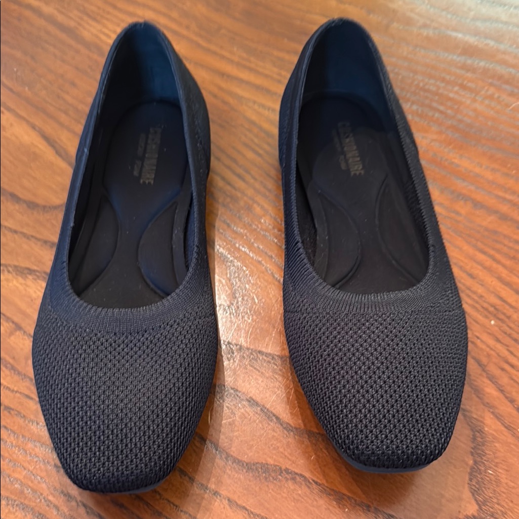 Black Flats Woven Soft Upper With Rounded Toe And Slip-On Design